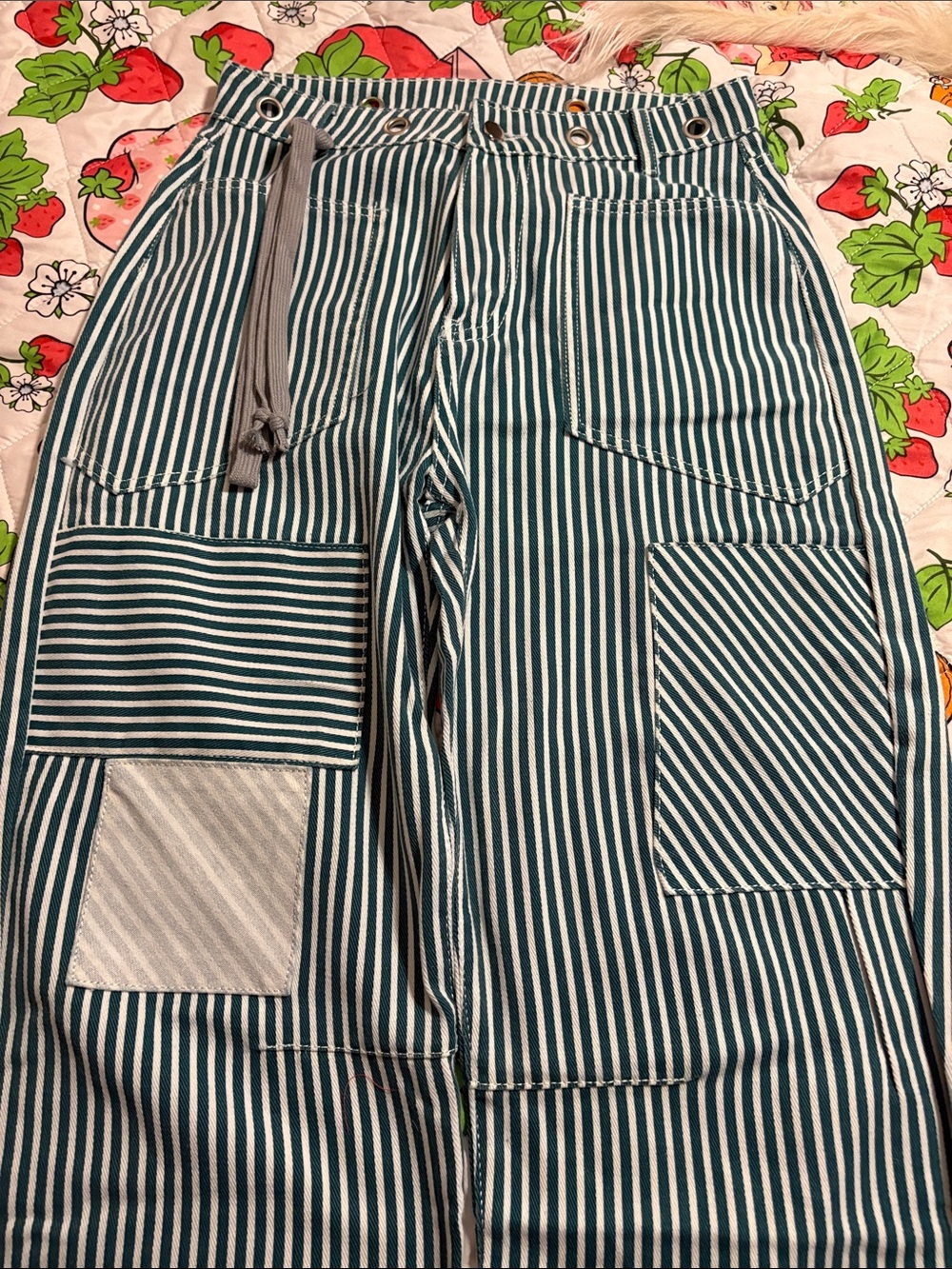 Brand New Striped Green Utility Women’s Pants with Patch Pockets - Picture 2 of 4